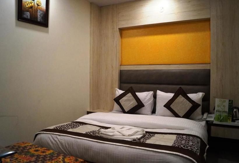 בית מלון כפרי Optimum Oxford International