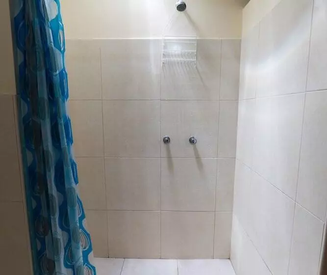 هتل Residencial Valdivia
