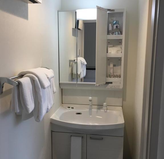 בית מלון כפרי Resort Class Inn Onna Village