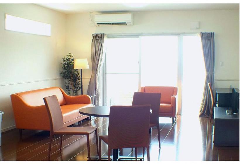 בית מלון כפרי Resort Class Inn Onna Village