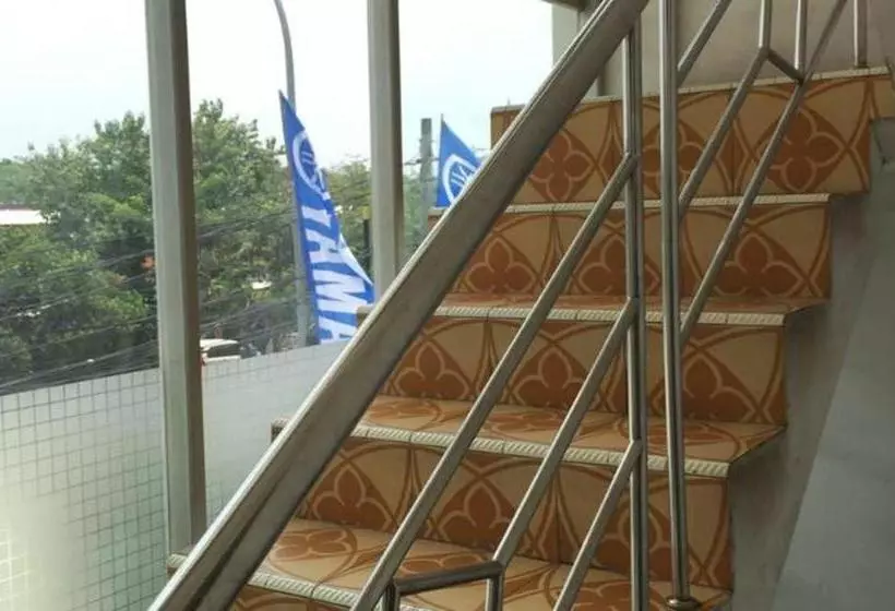 ホテル Serasi
