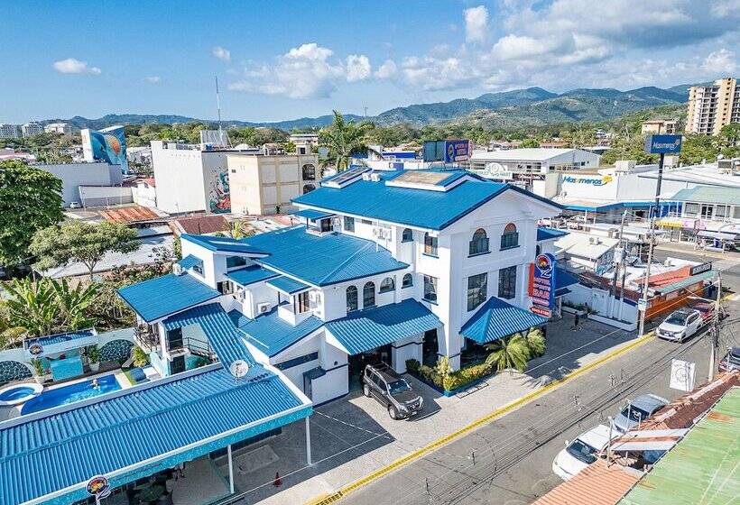 هتل & Sport Bar Oz