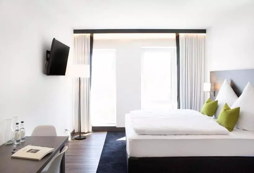 Ku Hotel By Wmm Hotels
