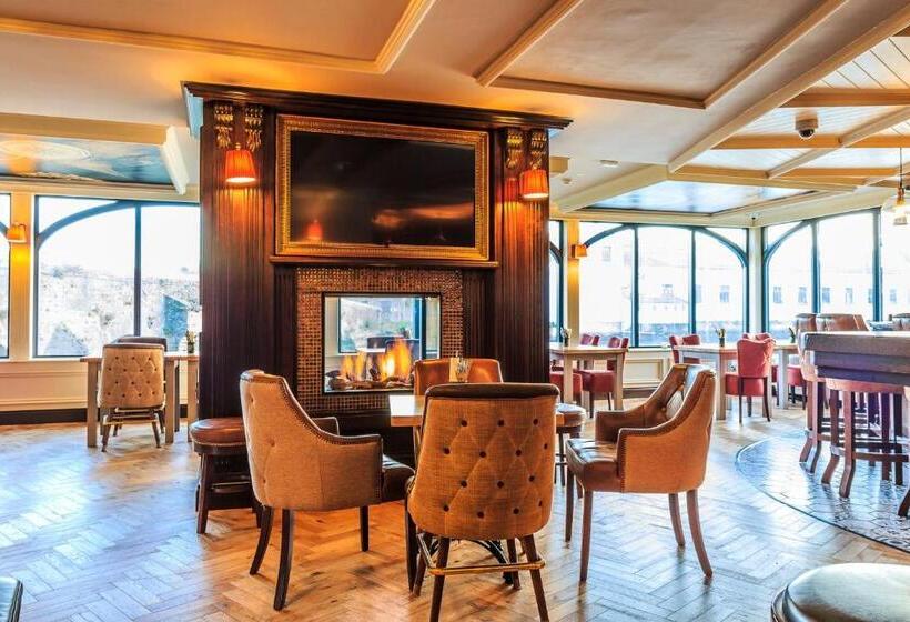 住宿加早餐  The Bridge Tavern