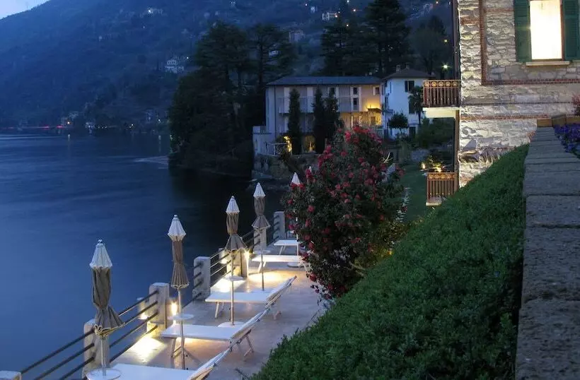 ベッドアンドブレックファースト Villa Marina   Como Lake