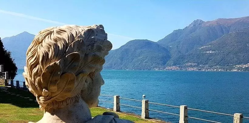 ベッドアンドブレックファースト Villa Marina   Como Lake