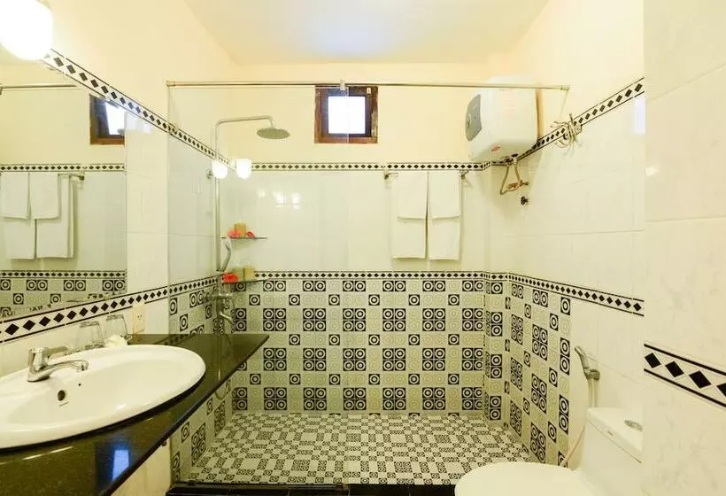Four Oceans Beach Resort Bon Bien Mui Ne