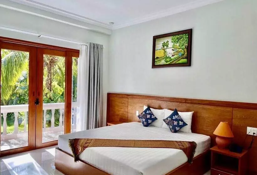 Four Oceans Beach Resort Bon Bien Mui Ne