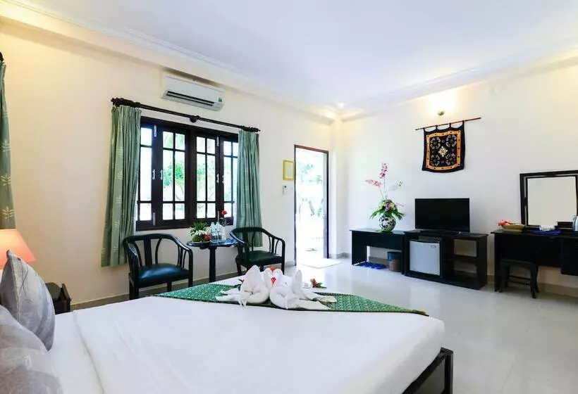 Four Oceans Beach Resort Bon Bien Mui Ne