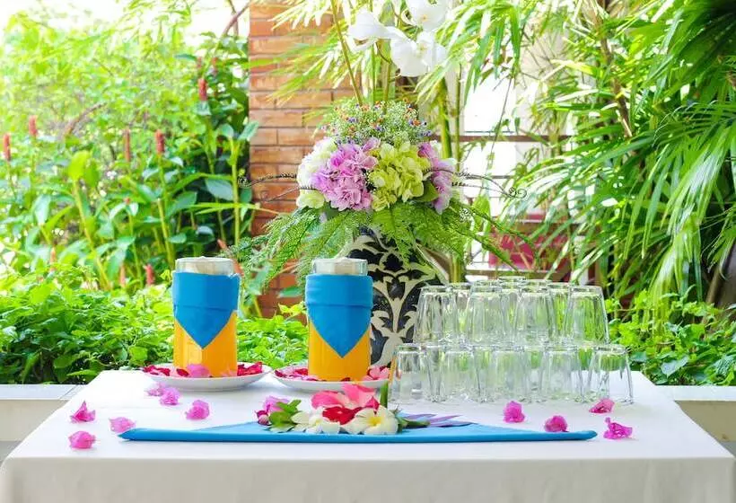 Four Oceans Beach Resort Bon Bien Mui Ne