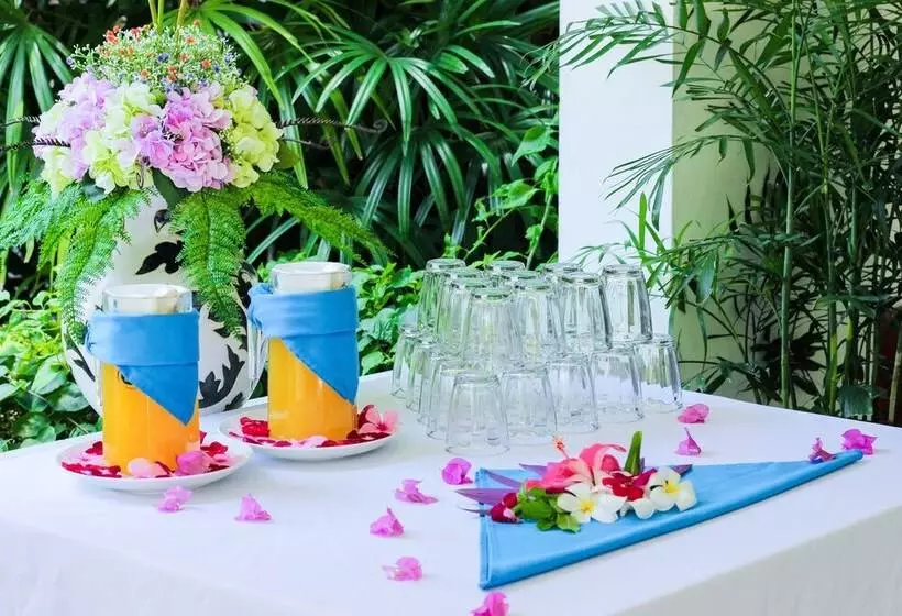 Four Oceans Beach Resort Bon Bien Mui Ne