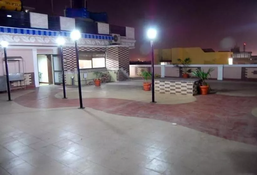 Hotelli Amit International