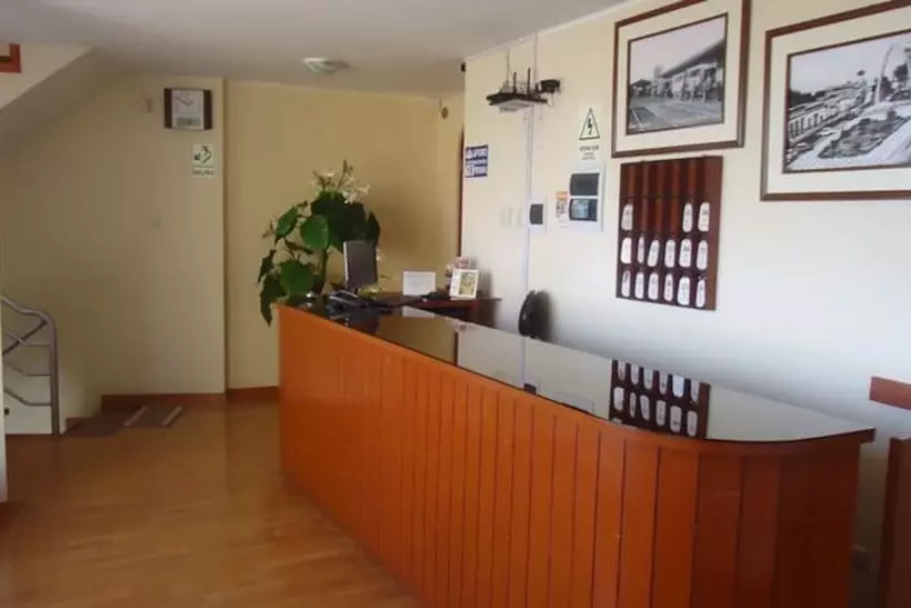 هتل Arunta