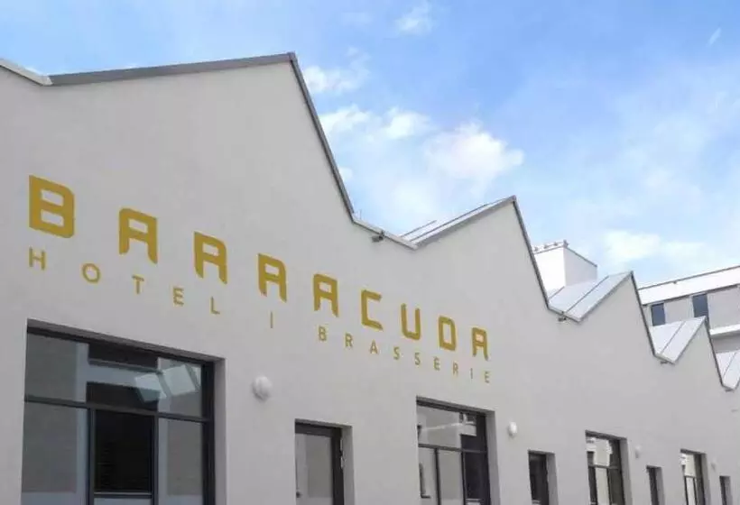 ホテル Barracuda