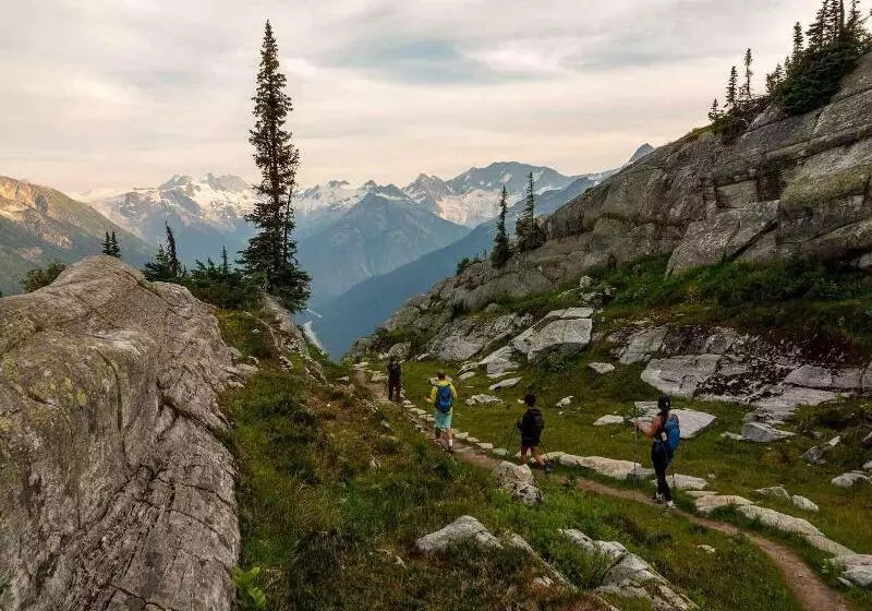 ホテル Eleven Revelstoke Lodge