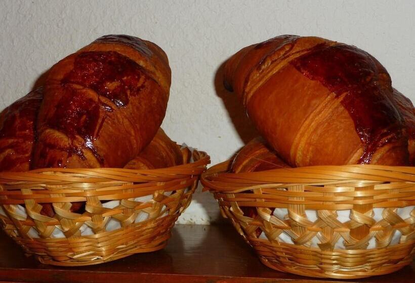 فندق Hôtel Chante Perdrix