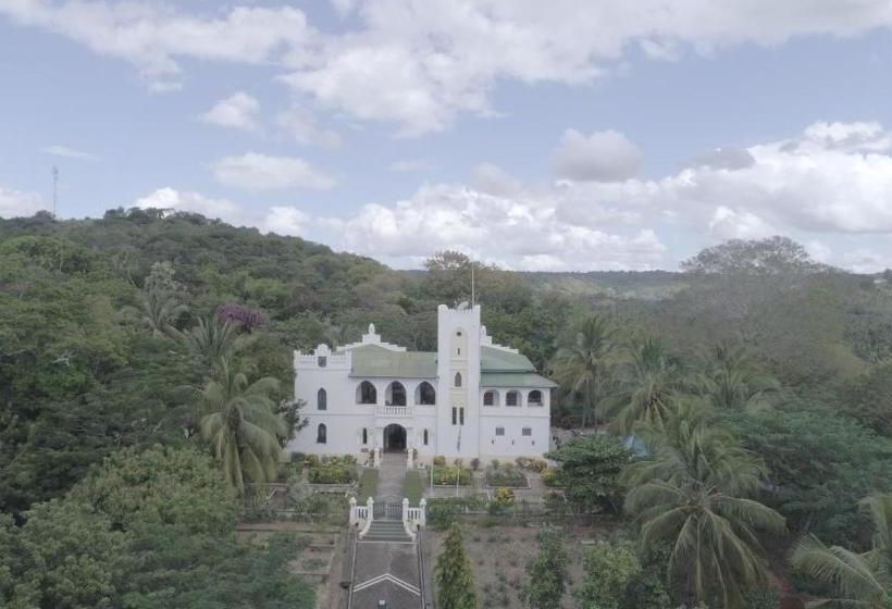 בית מלון כפרי The Old Boma