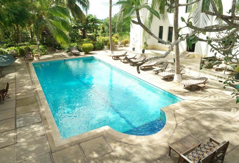 בית מלון כפרי The Old Boma