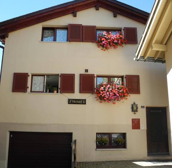 Privatzimmer / Bed & Breakfast