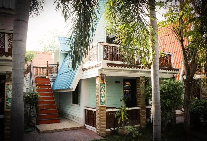 Rainbow House Resort