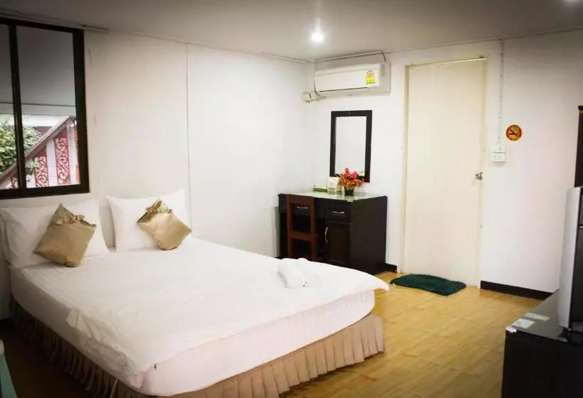 Rainbow House Resort