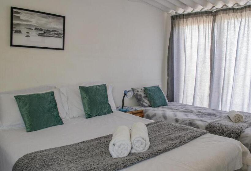 هاستل Element Riders Place Backpackers