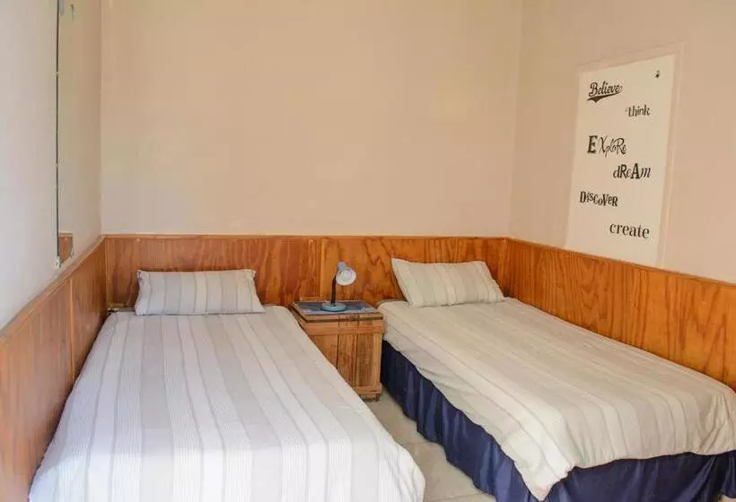 هاستل Element Riders Place Backpackers