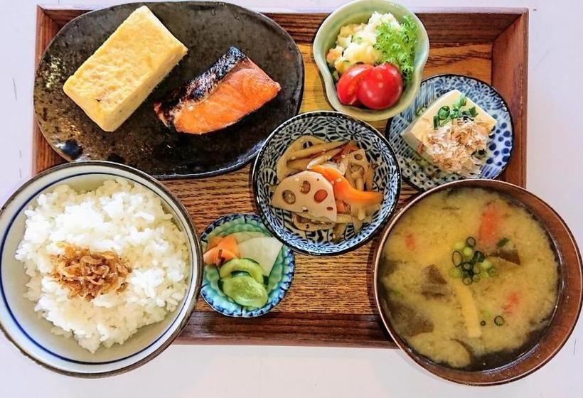 تختخواب و صبحانه Good Morning Zaimokuza