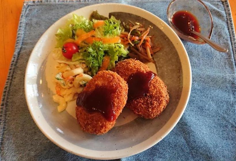 تختخواب و صبحانه Good Morning Zaimokuza