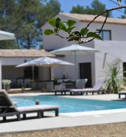 مبيت وإفطار Villa Carpe Diem