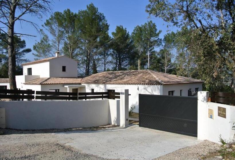 مبيت وإفطار Villa Carpe Diem