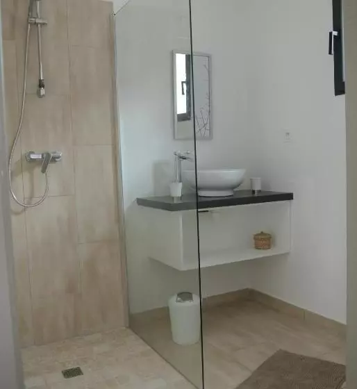 تختخواب و صبحانه Villa Carpe Diem