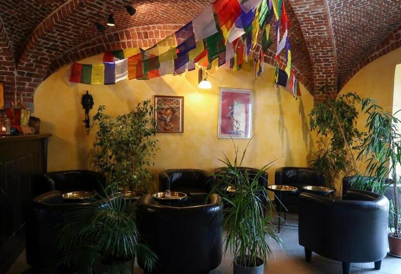 בית מלון כפרי Dharma City