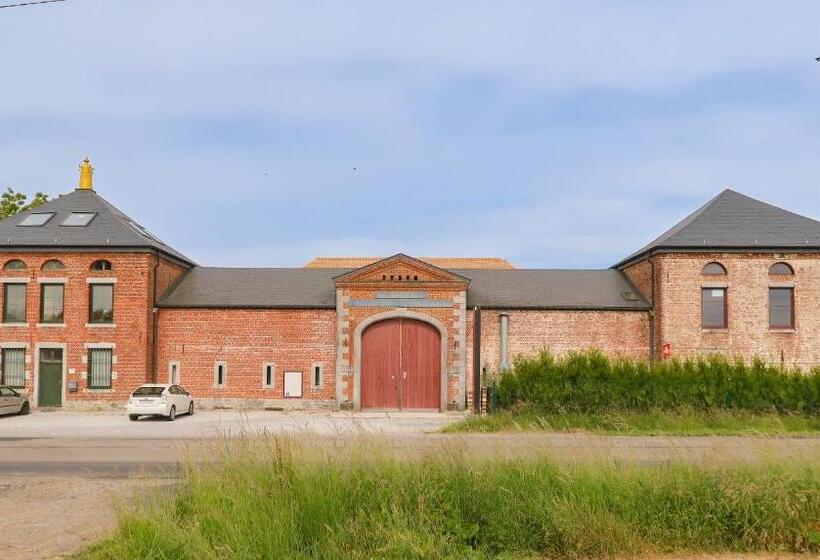 בית מלון כפרי Dharma City