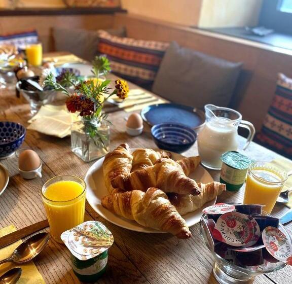 בית מלון כפרי Dharma City