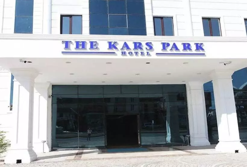هتل Kars Park