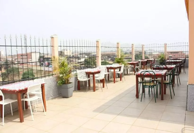 هتل Luxxor Hôtel