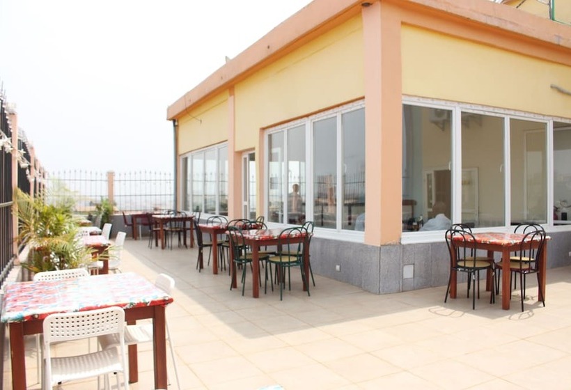 هتل Luxxor Hôtel