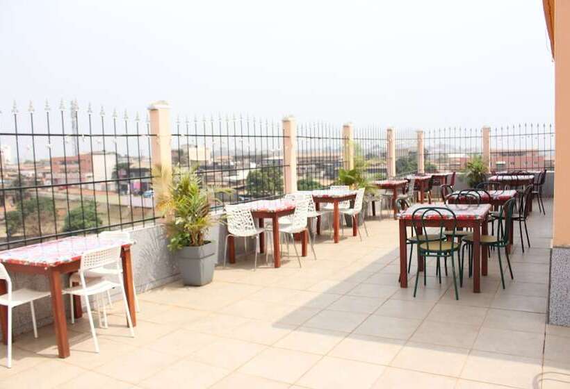 هتل Luxxor Hôtel