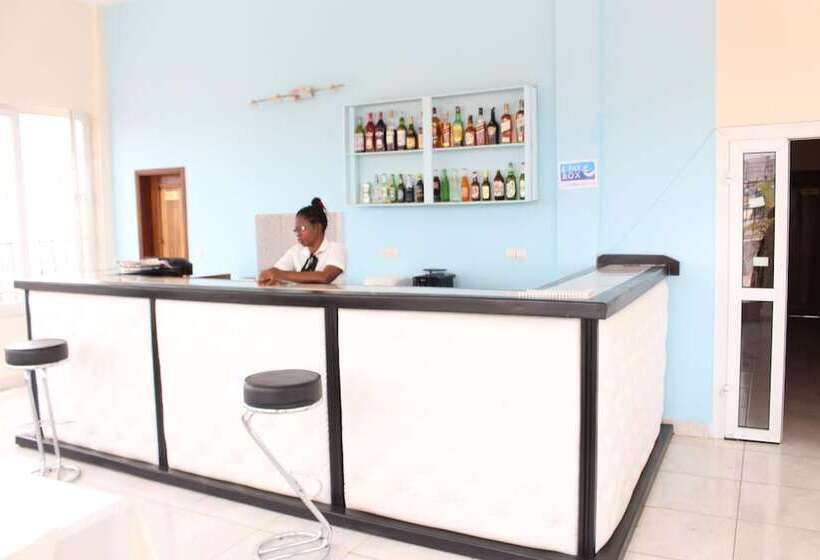 هتل Luxxor Hôtel