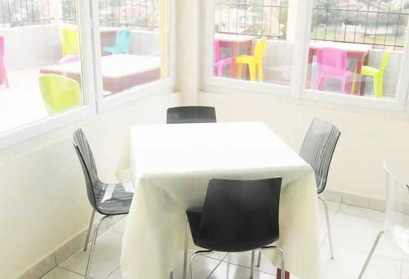 هتل Luxxor Hôtel