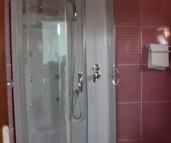 هتل Luxxor Hôtel