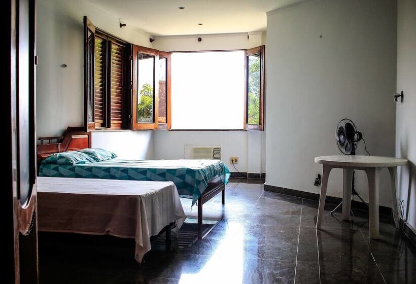 Mansao Expressar Hostel