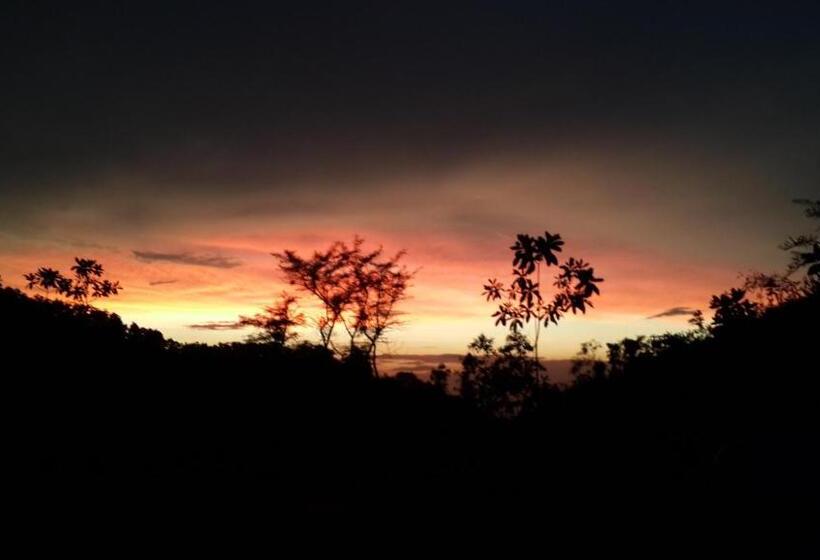 אתר נופש Old Frankland Kandy Luxury Boutique