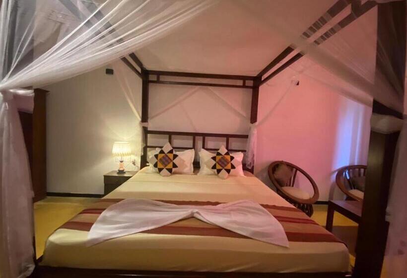 אתר נופש Old Frankland Kandy Luxury Boutique