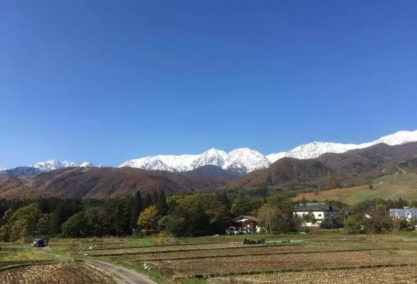 旅館 Yamakyuso