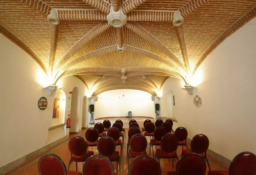 ユースホステル Hi Evora – Pousada De Juventude