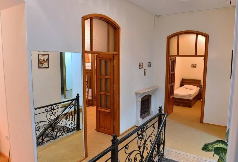 Baku Home Hostel