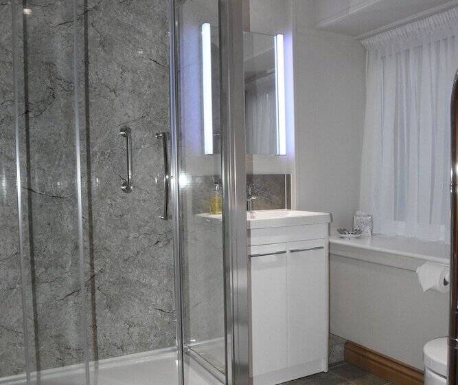 Aamiaismajoitus (B&B) Chapelhill Croft