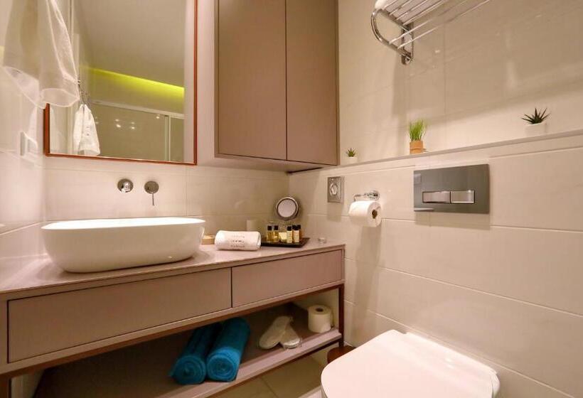 مبيت وإفطار Luxury Rooms Kadena